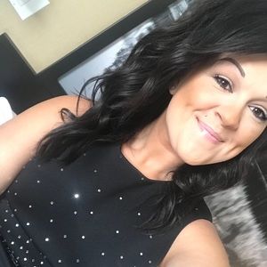 Meet your Posher, Ebbeney